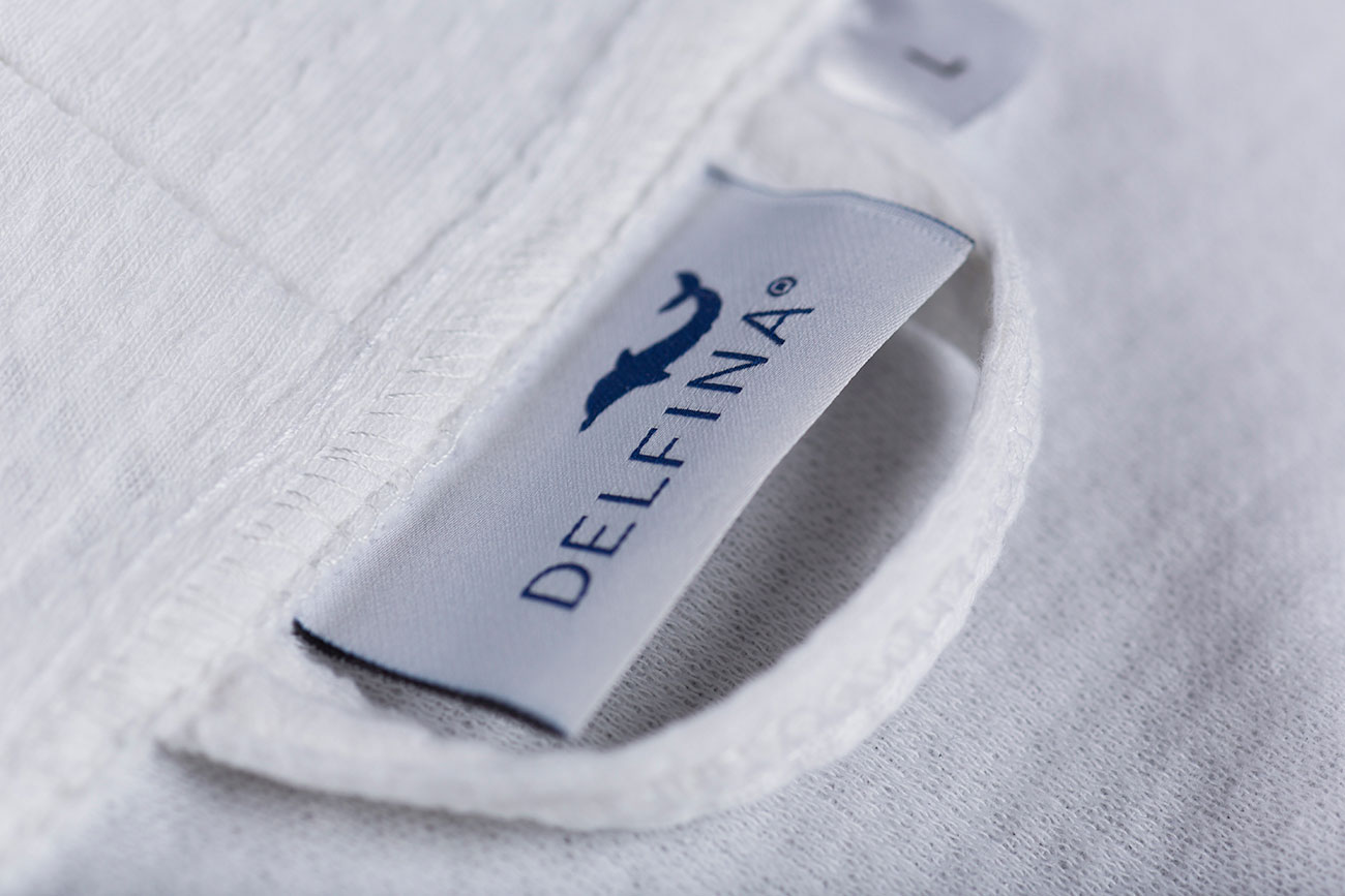 Aufhänger mit Delfina-Etikette