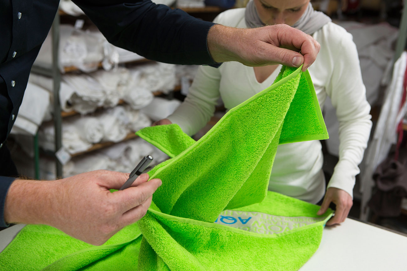 Qualitätskontrolle Längssaum