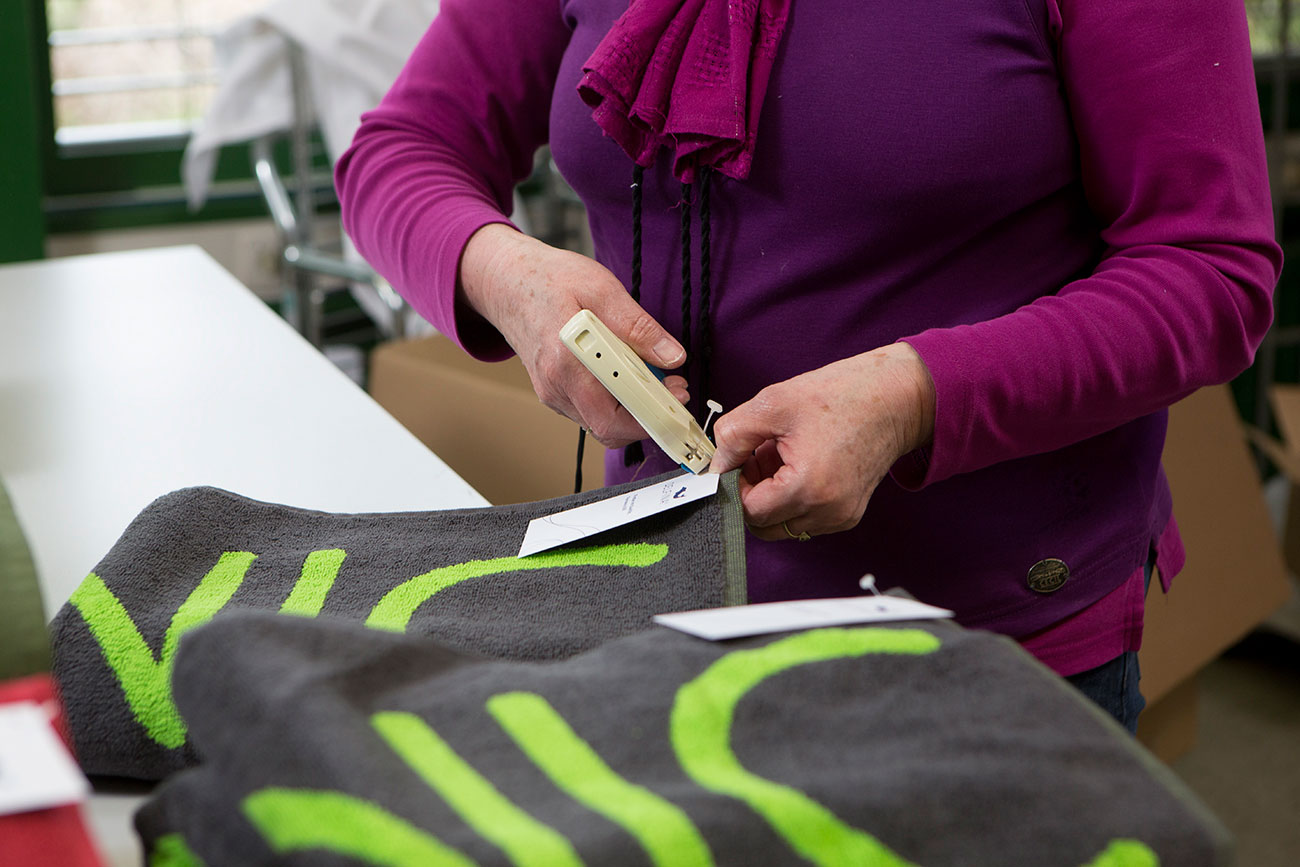 Anbringen der Hangtags