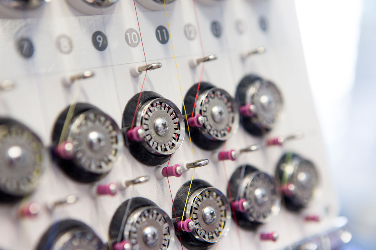 Fadensensoren der Stickmaschine