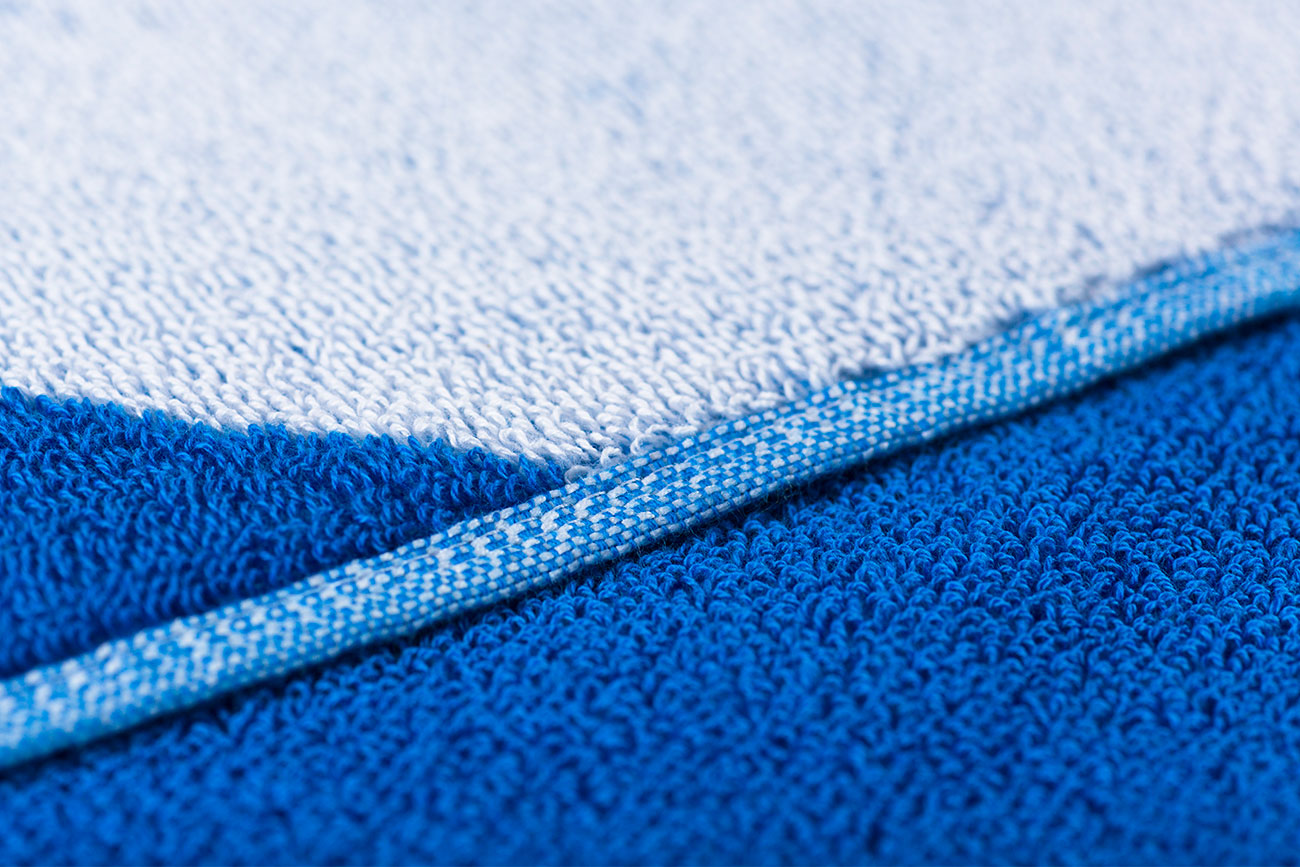 Vorder- und Rückseite mit Tuchabschluss